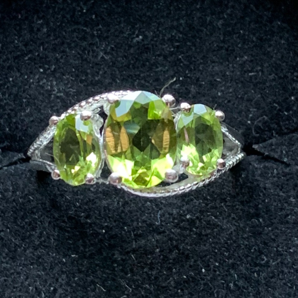 Peridot sterling ring